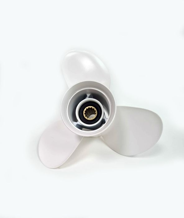 Винт гребной 40/50/55/60 Yamaha -15 шаг Captain